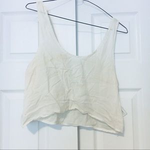 Crop top (free if bundled with 3 other crop tops)